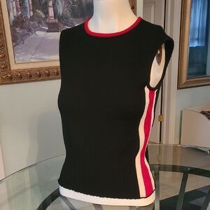 Ladie's Sleeveless Top ❤️